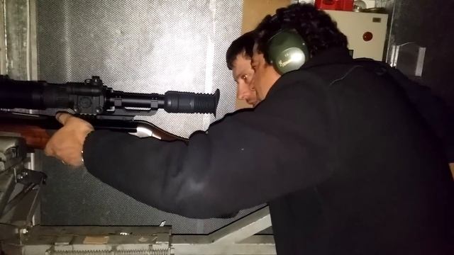 Teste Photon com lente numa 300 Win Mag смотреть онлайн