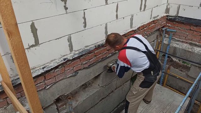 Дом 100 квадратных метров . Часть вторая .