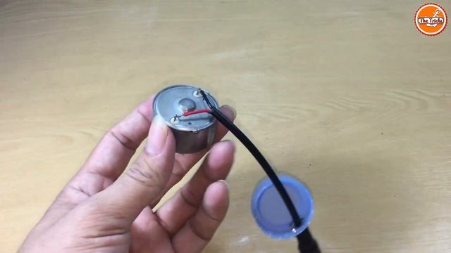 How to Make a Vacuum Cleaner Using Bottle & DC Motor at Home DIY смотреть онлайн