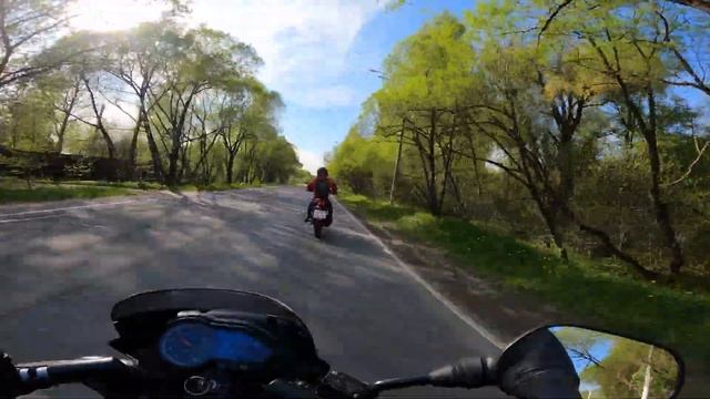 Последнее время с погодой редко везет... Несколько кадров. Прогулка в паре с Bajaj Dominar 400 смотреть онлайн