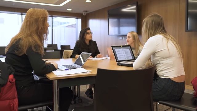 LLM International Business Law смотреть онлайн