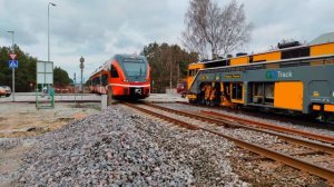 Подбивка и рихтовка пути на ст. Лийва / Tamping and straightening of the railroad