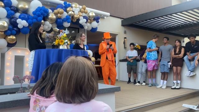 Jonathan Swartz's speech at Maxwell's High School graduation. смотреть онлайн