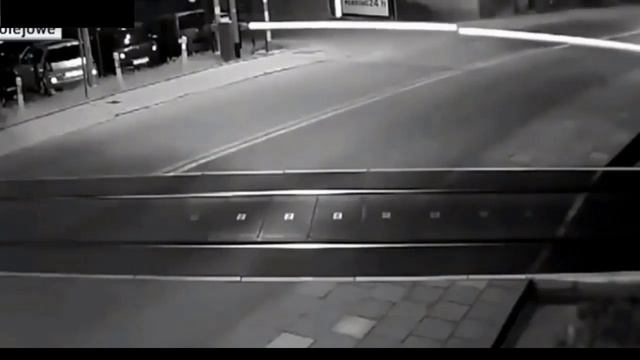 ЭТО НЕ ЕЗДА БАБЫ ЗА РУЛЕМ)) смотреть онлайн