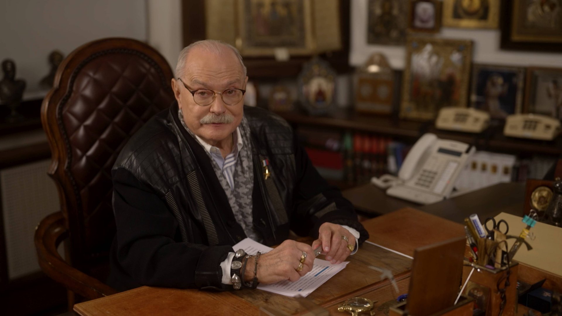 Анонс нового выпуска БесогонТВ «Чем грозит диктатура профанов?» смотреть онлайн