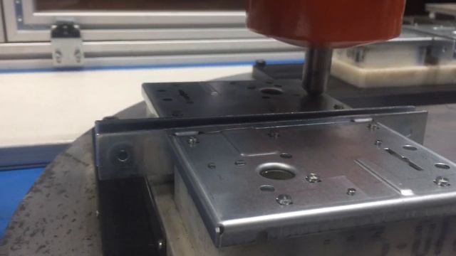 Координатно-клепальные машины с ЧПУ-1 смотреть онлайн