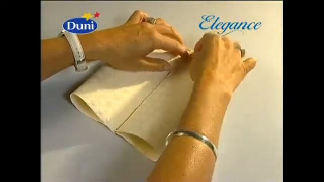 Napkin folding from Duni - Birthday.mp4 смотреть онлайн