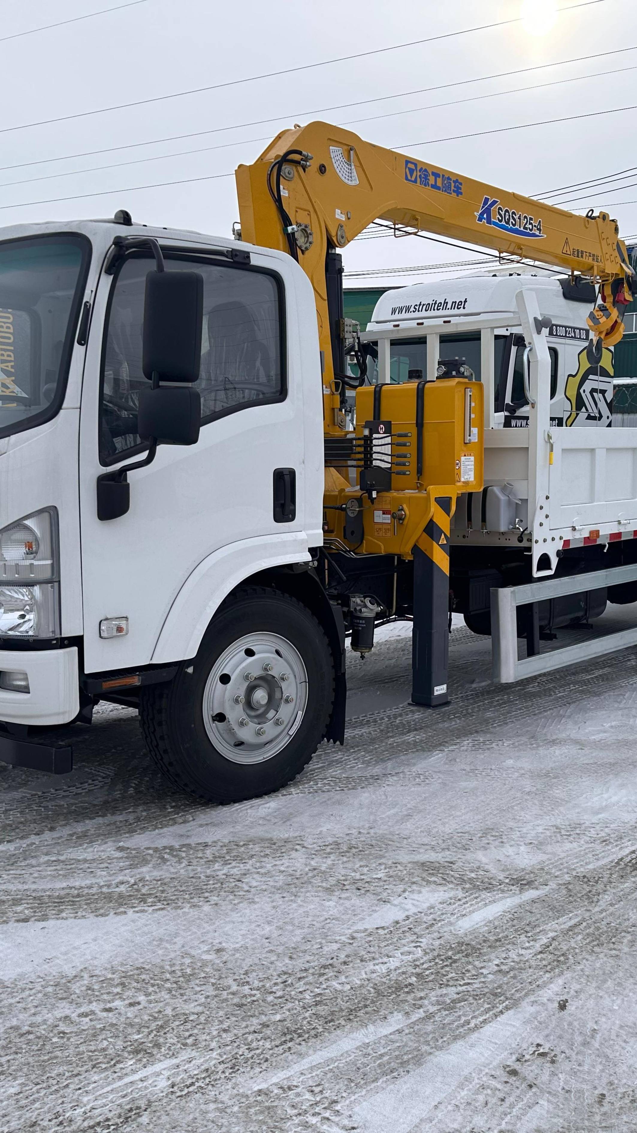 КМУ ISUZU 4х2 (Крановая установка XCMG с грузоподъемностью 5 тонн)