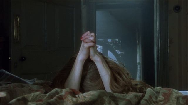 Отрывок из фильма Конец романа / The End of the Affair. Раз он был жив - то я отныне была мертва смотреть онлайн