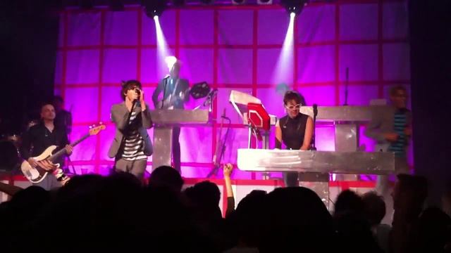 Mark Ronson & The Business Intl. - "The Bike Song" Live @ Music Hall of Williamsburg смотреть онлайн