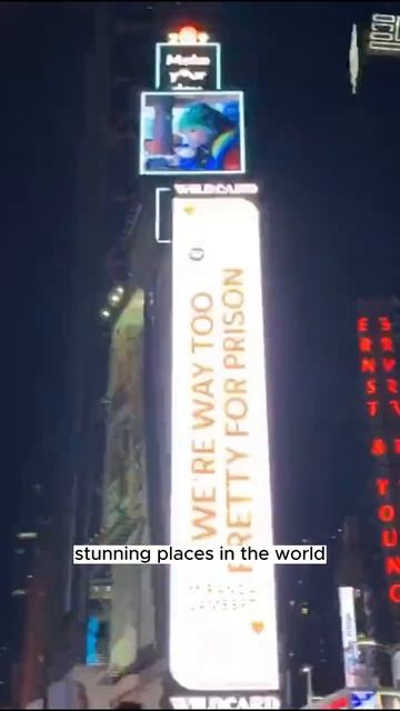 Interesting things about Times Square in New York you should know- Part 1 #shorts смотреть онлайн