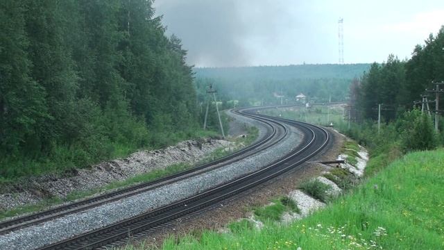 2ТЭ10У-0372 с измерительная тележка и 3ТЭ10M-1374 с грузовым поездом 10D100 СИЛА 10Д100 Керки (РЖД смотреть онлайн