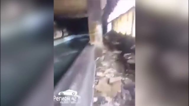 Разбор завалов в ТЦ "Зимняя Вишня" смотреть онлайн