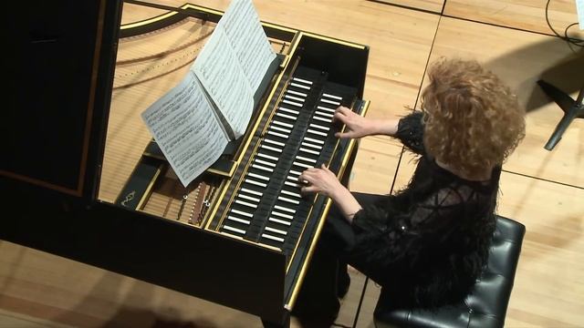 LIVE: «Человек, возлюби мир! Час Баха». В. Спиваков смотреть онлайн