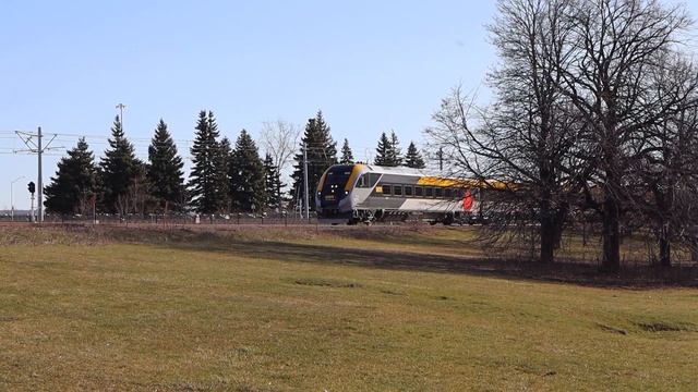 Via rail train #45 siemens venture trainset (camera died) смотреть онлайн