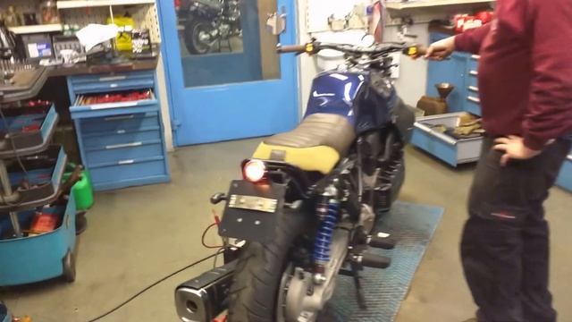 BMW K100 LT First Fire Up смотреть онлайн