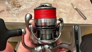 Действительно очень легкая, катушка Daiwa 23 Exceller 3000-C!!! Распаковка.