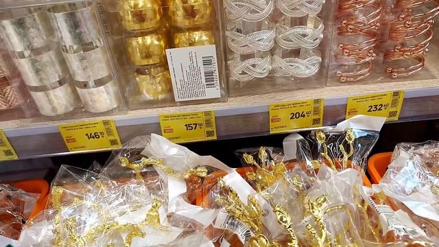 Влог: Предновогодняя суета. продукты, подарки🎄🎅 смотреть онлайн