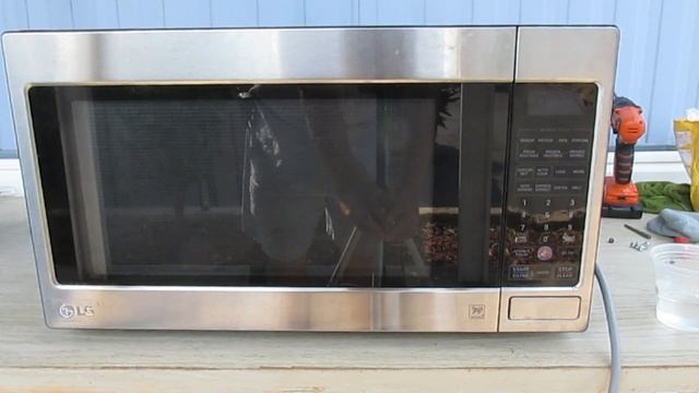 Microwave L-G LCRT2010ST CALIENTA MUY POCO CASI NADA смотреть онлайн