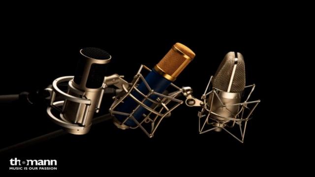 Maxwell - Hass, Liebe, Gefühle Und Intrigen