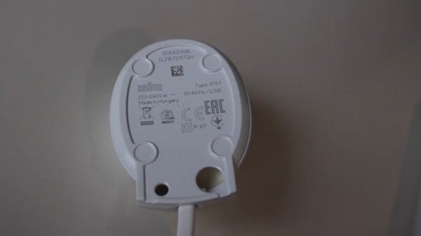 Oral-B iO Series 4 - Unboxing, Test & Cleaning