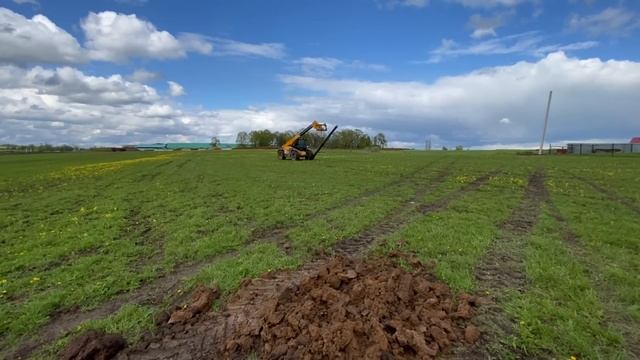 КФХ Идиятуллин/ Перевозим медведя на новое место/ Проводим свет на базу отдыха/ Ранчо на Урале смотреть онлайн