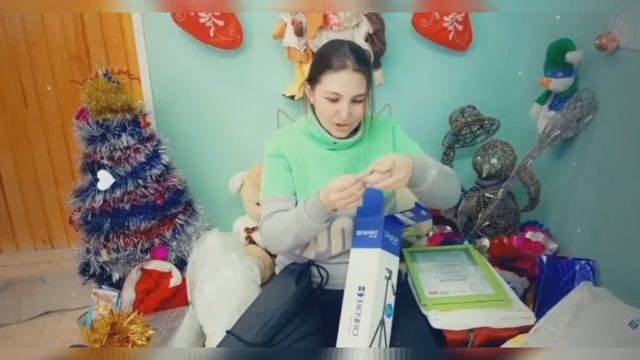 Посылка почти на 2 кг/Что в ней?/Кто присслал?/Какие-то мешочки...🔥 смотреть онлайн