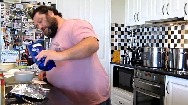 Stovetop extract brewing, cheap and easy. смотреть онлайн
