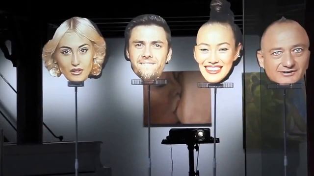 Mobile Face Hologram смотреть онлайн