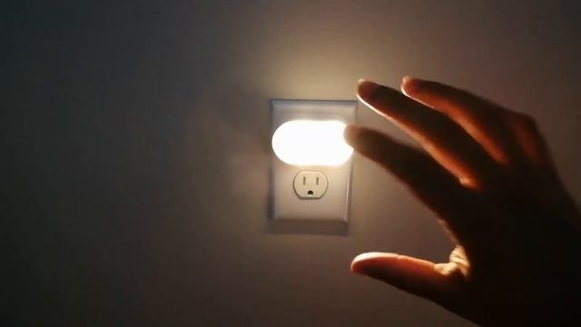 Best Motion Sensor Lights! (AUVON) смотреть онлайн