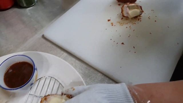 KOREAN STREET FOOD CUTLETS WITH CHEESE MOZARELLA смотреть онлайн