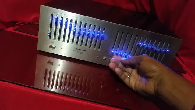 Pioneer SG-9800 Equalizer (Blue Light Special) смотреть онлайн
