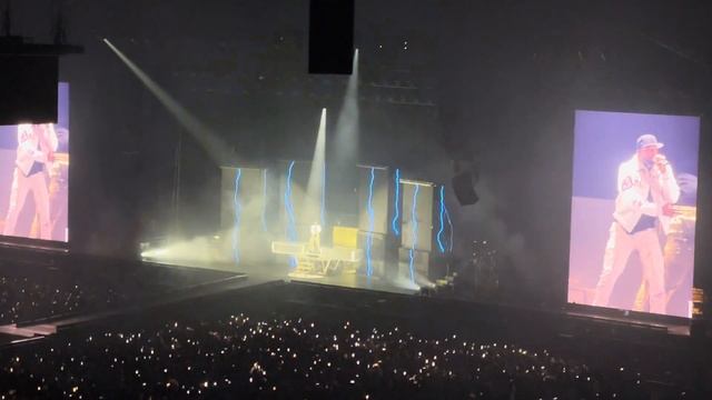 50 Cent live - The Final Lap Tour 2023 - Paris La Defense Arena (Nanterre) - November 3, 2023 смотреть онлайн