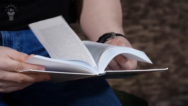 Он читал. Она читала. Фэнтези Vs психология