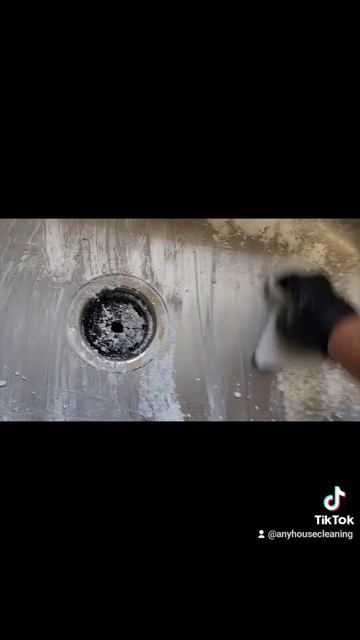 Clean & Polish your Stainless Steal Sink смотреть онлайн