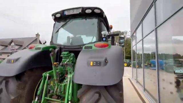 2020 John Deere 6215R смотреть онлайн