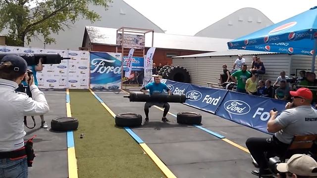 Чемпионат Украины,весовая 95 кг,бревно 120 кг,Женя Шуман смотреть онлайн