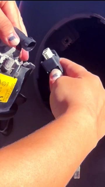 Installing New 🔆 Fog Lights 🔆 on my LR3 💡 смотреть онлайн