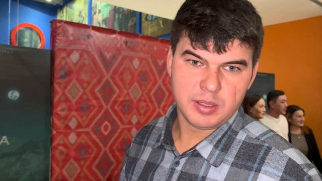 Съездили на премьеру фильма- Хайбулла / Пришлось возвращать очень большой табун лошадей на ферму смотреть онлайн