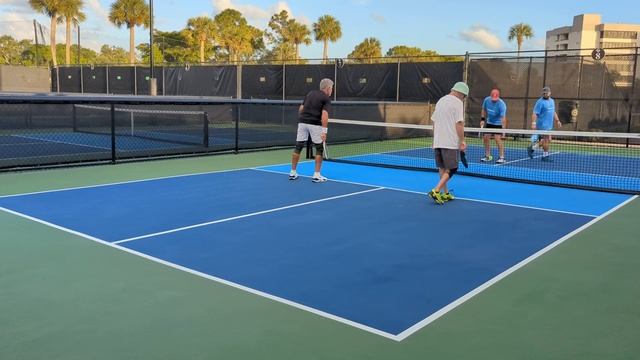 Gleneagles 4-9-24: Rob/Santi vs Bill/Charlie (Games 1 & 2) смотреть онлайн
