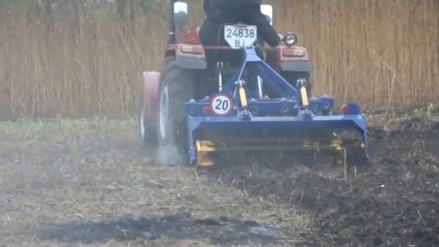 Борона АГД-1.3 + трактор DW244T смотреть онлайн