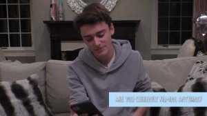 Карантинные Вопросы И Ответы! /Ноа Шнапп