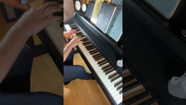 Practicing My Scales In Three Octaves In Contrary Motion смотреть онлайн