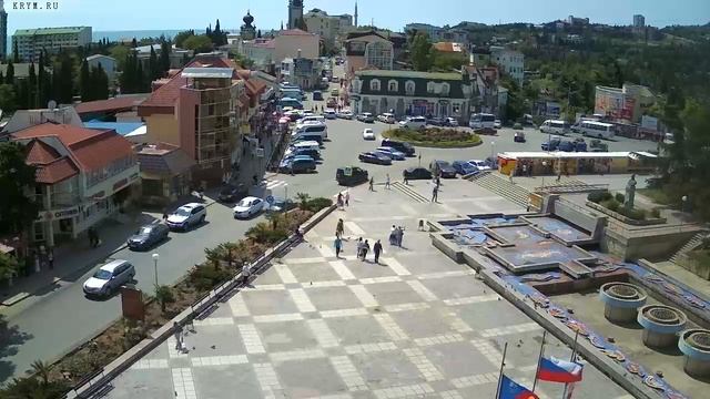 Вебкамера "Площадь Советская". Запись 28.05.2016 11:00:02 смотреть онлайн