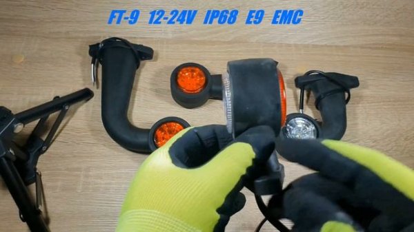 FRISTOM FT-009 LED poziční světlo