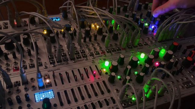 The Spectrum // Modular Eurorack Generative Ambient Starring Mutable Instruments Marbles смотреть онлайн