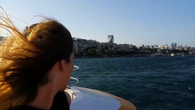 Bosphorus Boat Trip смотреть онлайн