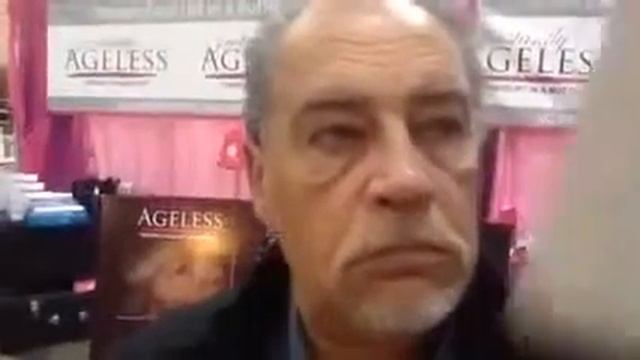 Мешки под глазами исчезают за 3 минуты с сывороткой AGELESS смотреть онлайн