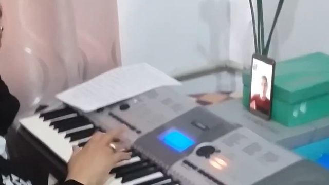 Видео урок по предмету вокал.mp4 смотреть онлайн