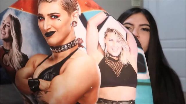 WWE Shop Unboxing 6/29/21 - Posters Round 2 смотреть онлайн